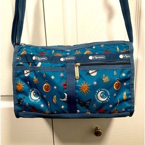 NWOT LeSportsac Deluxe Shoulder Satchel Celestial Shimmer is a great size/print